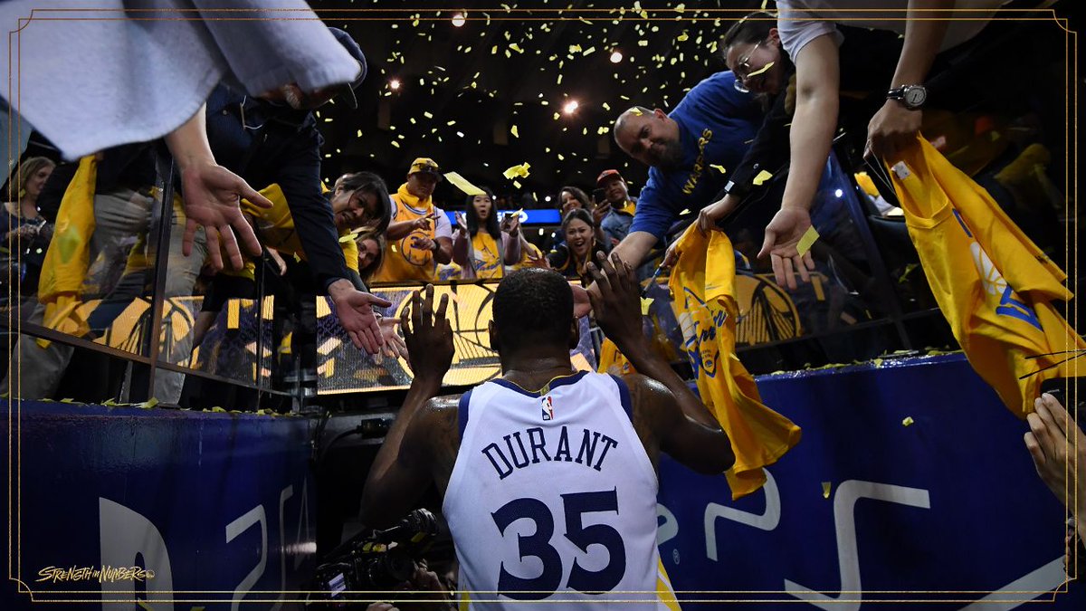 赛季中的竞 赛季中的竞