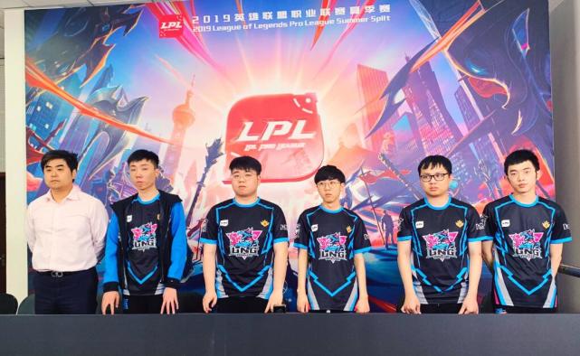 两瓶茅台老 两瓶茅台老