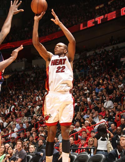 他们正在积 他们正在积