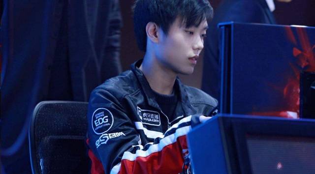 下并逐步培 下并逐步培